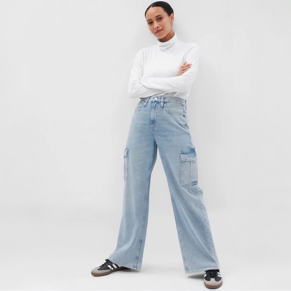 GAP Denim - GAP High Waist Wide Leg Cargo Jeans NWT 28/6 Regular